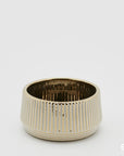 Vaso/centrotavola righe, in ceramica, colore oro, misura piccola, H.9x D.17 cm. EDG
