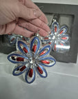 Set 2 addobbi da albero a forma di fiore a rilievo, glitter rosso e blu. Sia Home Fashion