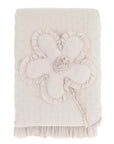 Trapunta matrimoniale, colore bianco, con fiore a rilievo. Blanc Mariclò