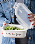 Contenitore ermetico misura M in gres decoro "Metto in frigo". Simple day