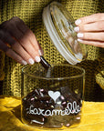 Barattolo in vetro borosilicato decoro "Caramelle" trasparente con scritta in bianco. Simple day