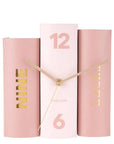 Orologio da tavolo "Book" colore rosa. KARLSSON