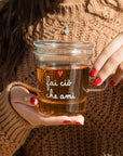 Mug con infusore decoro "Fai ciò che ami", trasparente con scritta bianca e cuore rosso. Simple day