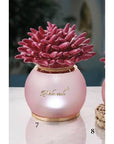 Lampada sfera grande anemone, colore fucsia, in porcellana Capodimonte. Melaverde