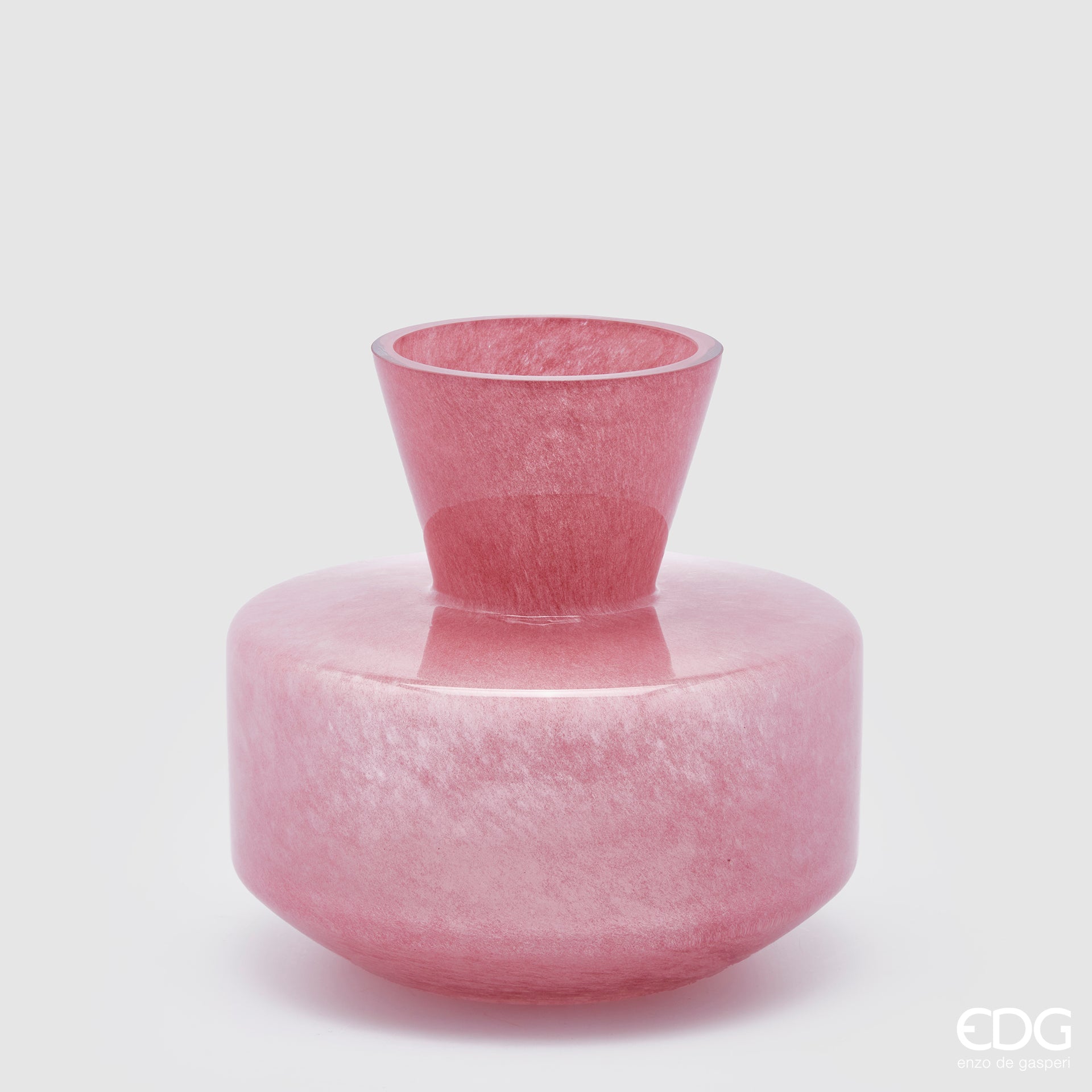 Vaso rotondo con collo, misura grande H.20xD.21 cm., in vetro, rosa scuro. EDG