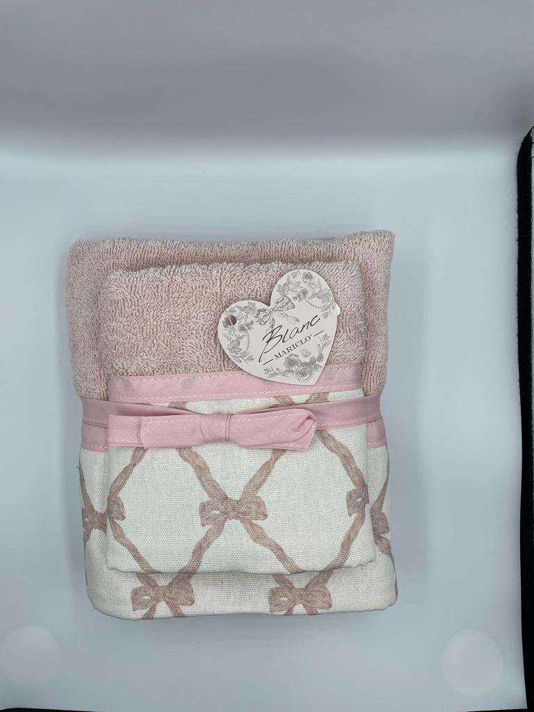 Coppia spugna 420 gsm, colore rosa/fiocchi rosa. Blanc Mariclò