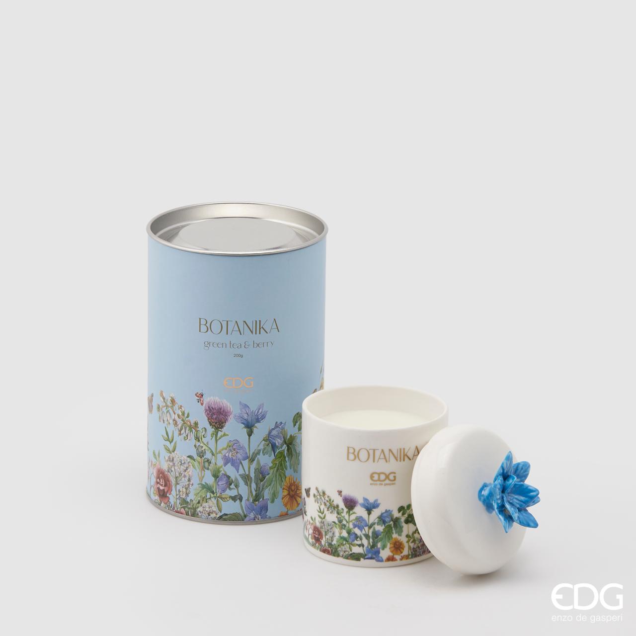 Candela ceramica Botanika Green tea &amp berry, colore azzurro. EDG