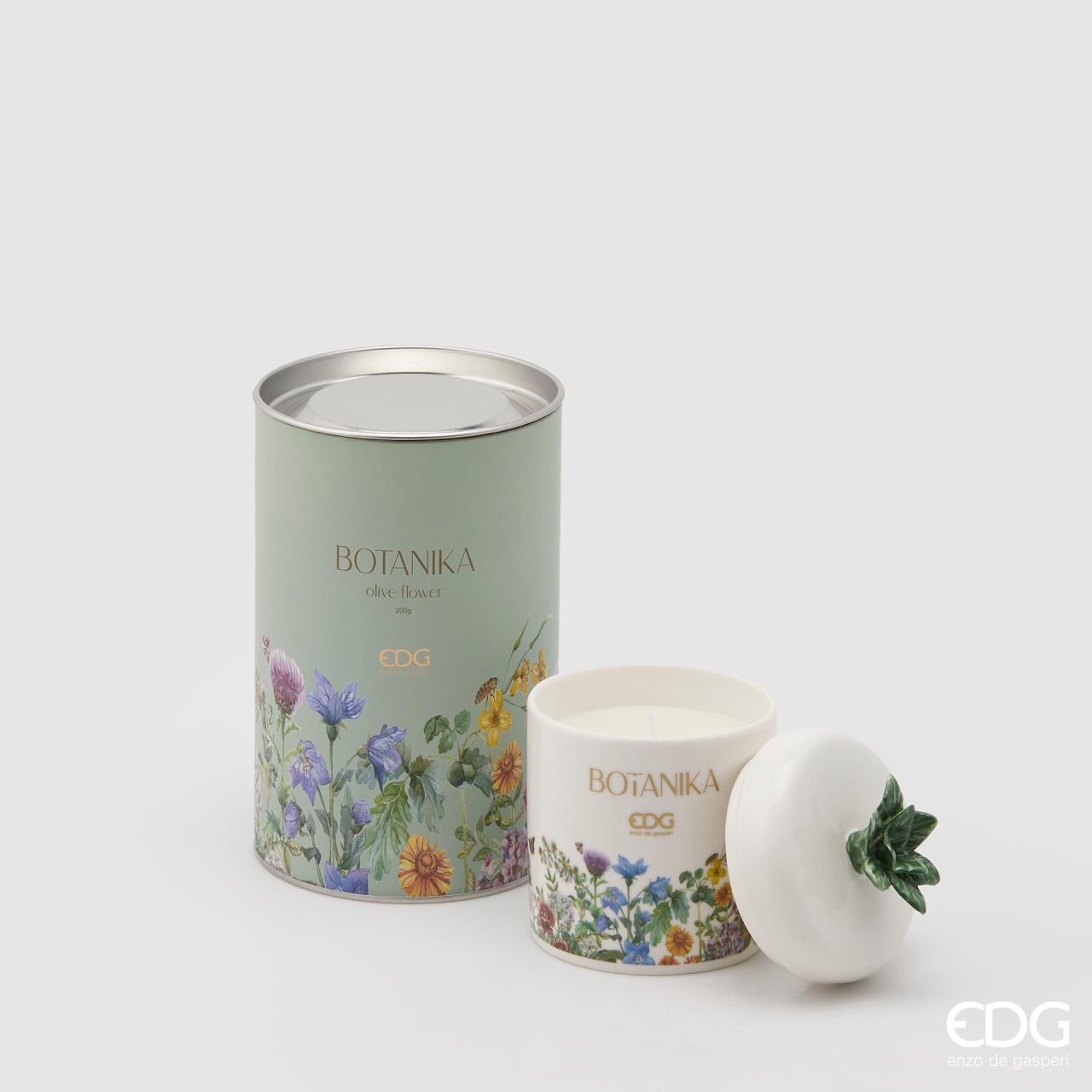 Candela ceramica Botanika Olive Flower, colore verde. EDG