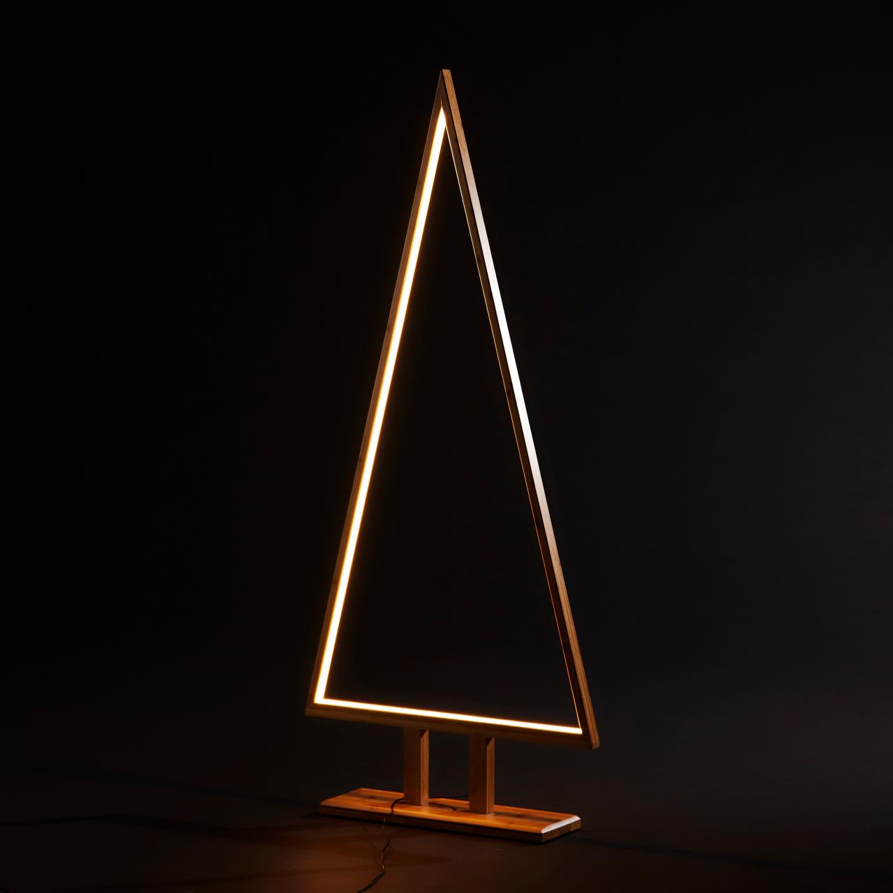 Lampada a forma di pino, in metallo, colore naturale. Marca EDG