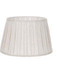 Piantana con paralume in lino, colore bianco. Blanc Mariclò