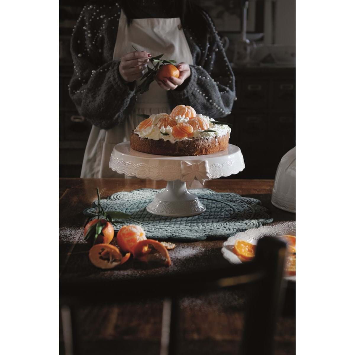 Coppa con piede in ceramica bianca decoro fiocco Linea Sentimento. Blanc Mariclò