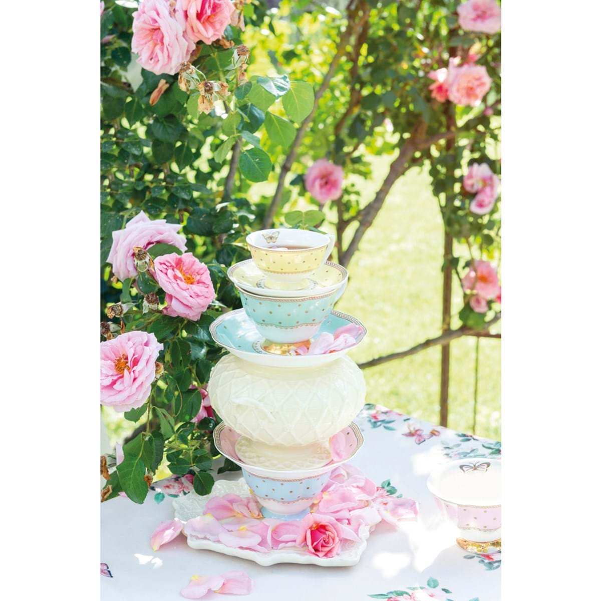 Tazza tè con piattino porcellana con pois e farfalla, colore verde. Blanc Mariclò