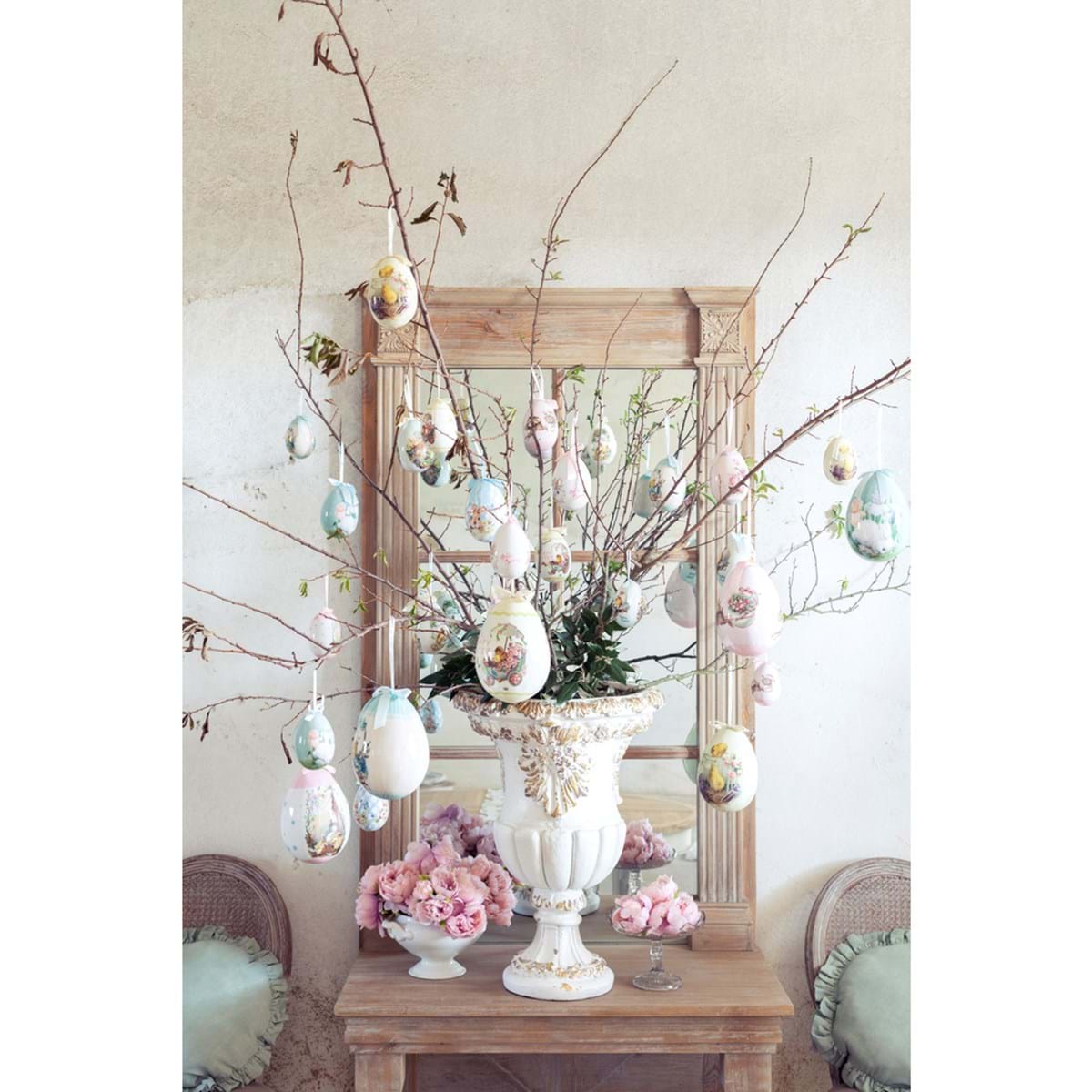 Decoro Uova di Pasqua coniglio e fiori rosa, misura piccola, in polyfoam. Blanc Mariclò