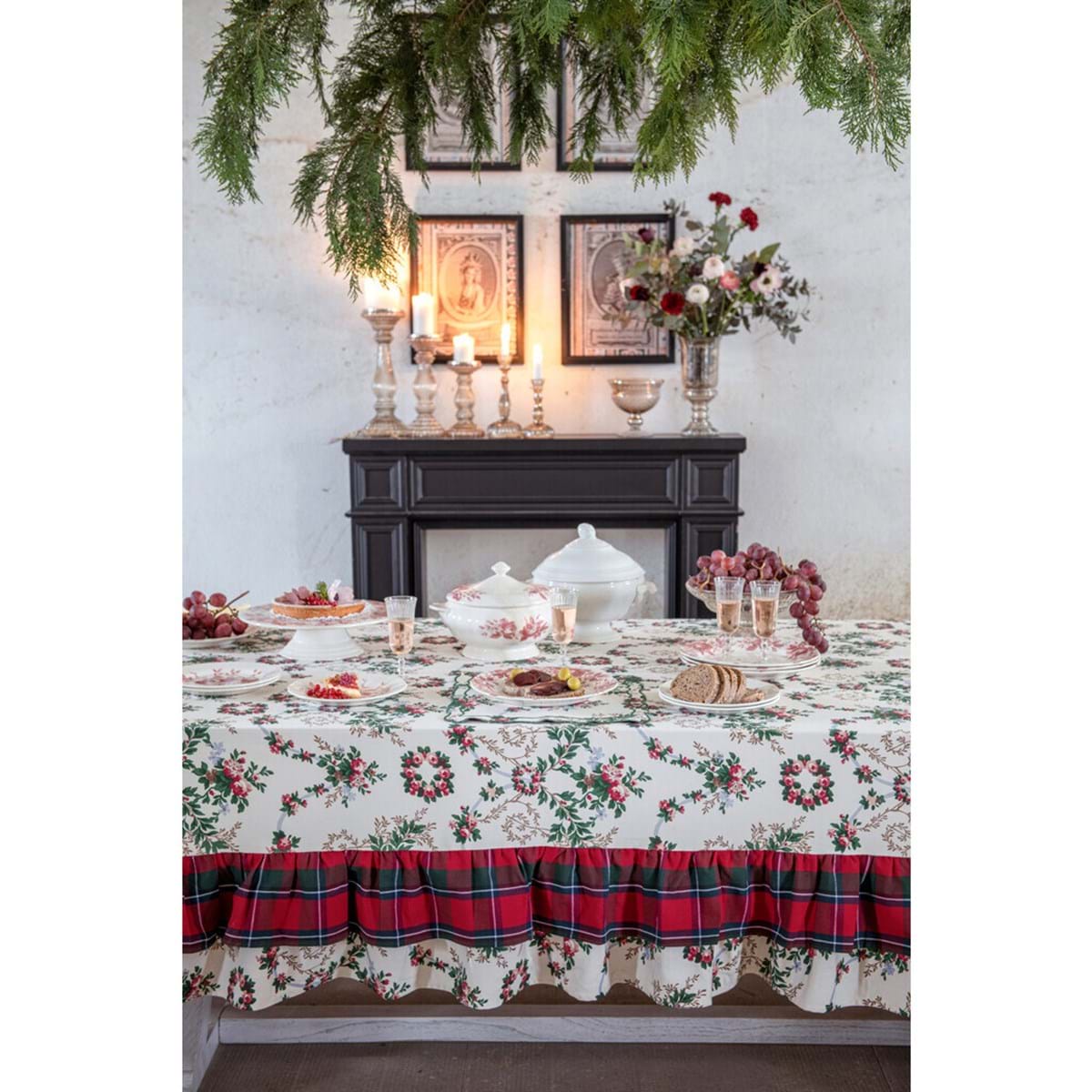 Cuscino ricamo &quot;Caro Babbo Natale&quot; con balza tartan 50x30 cm. Blanc Mariclò