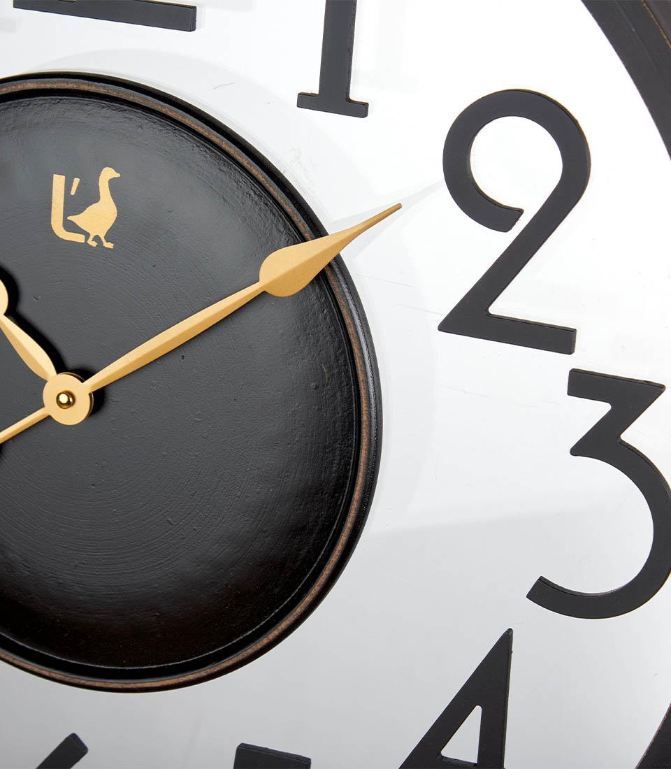Orologio Parete legno e vetro, colore nero e oro. L'oca nera