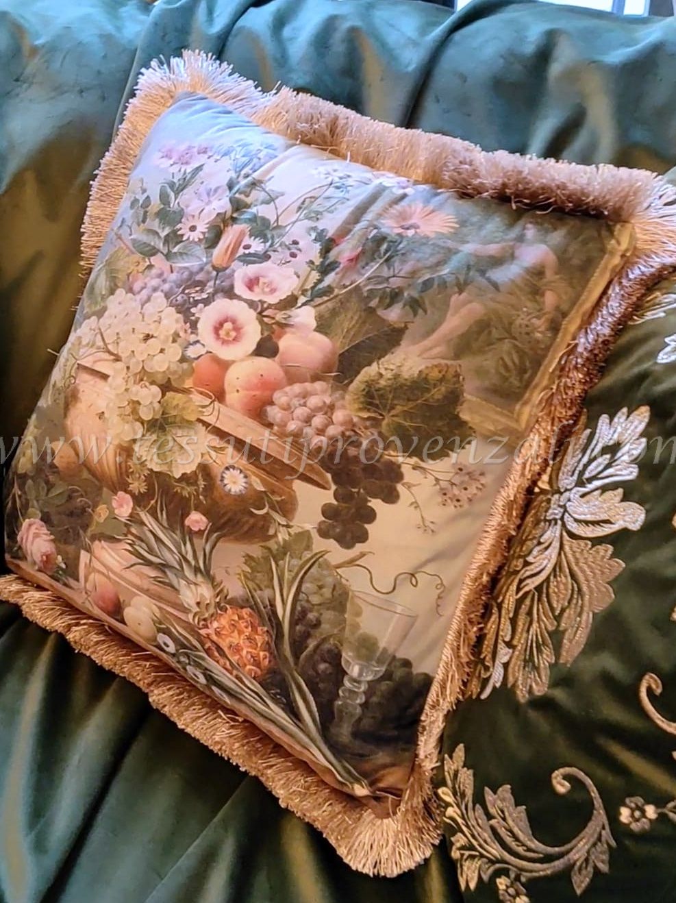 Cuscino quadrato velluto con frange e stampa botanica. Blanc Mariclò