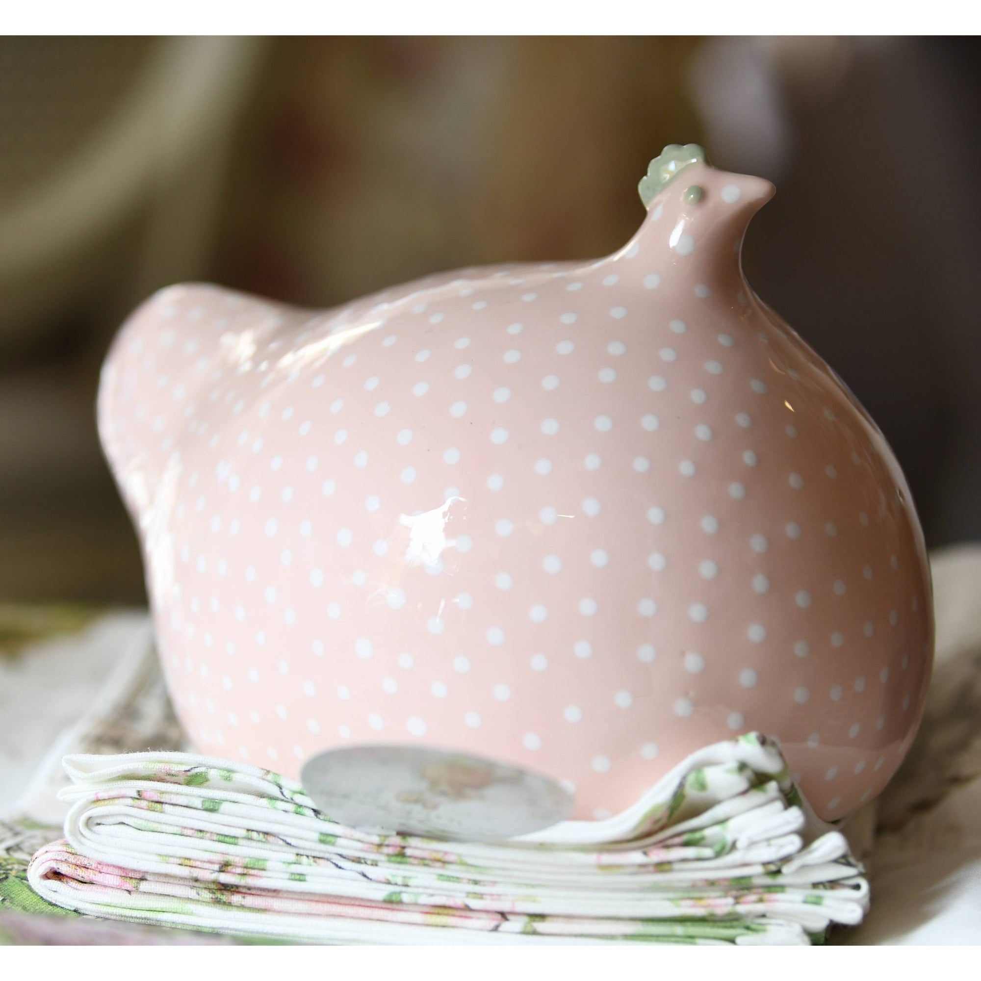 Gallina a pois, in ceramica, colore rosa. Jolipa