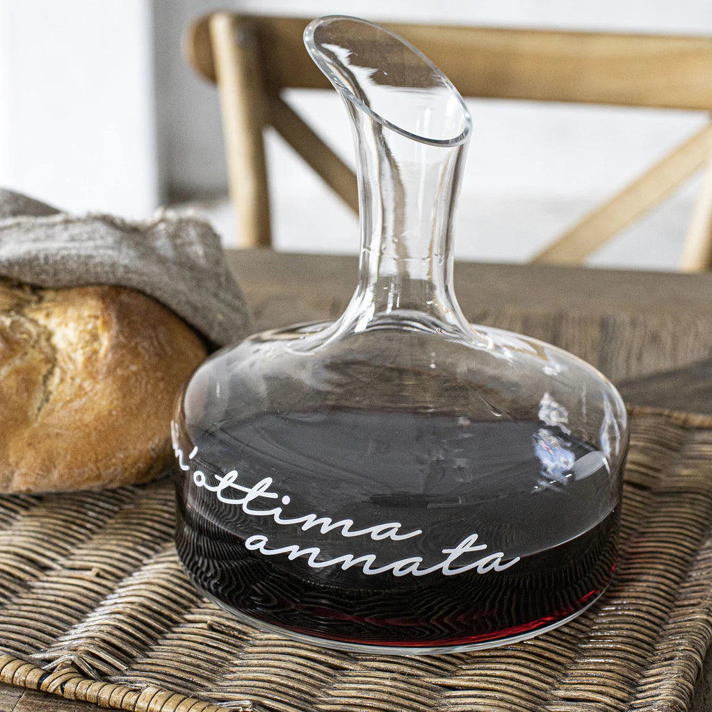 Decanter in vetro decoro "Un'ottima annata" 1,2lt., trasparente con scritta in bianco. Simple day