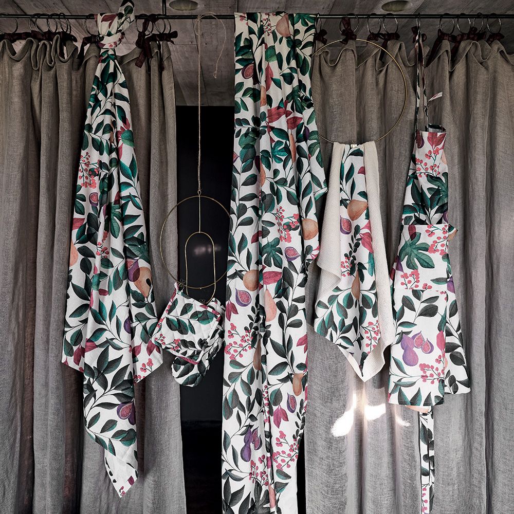 Tovaglia da tavola disegno frutta autunno, Linea Ophera, 150x300cm. Tognana