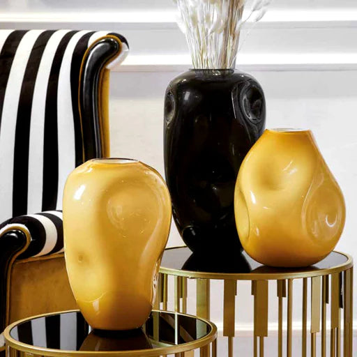 Vaso Linea Dafne giallo, H. 27.5 cm. Fade
