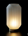 Lampada "Bright" con base oro, con timer, H. 26cm, 4 colori disponibili, misura grande. EDG