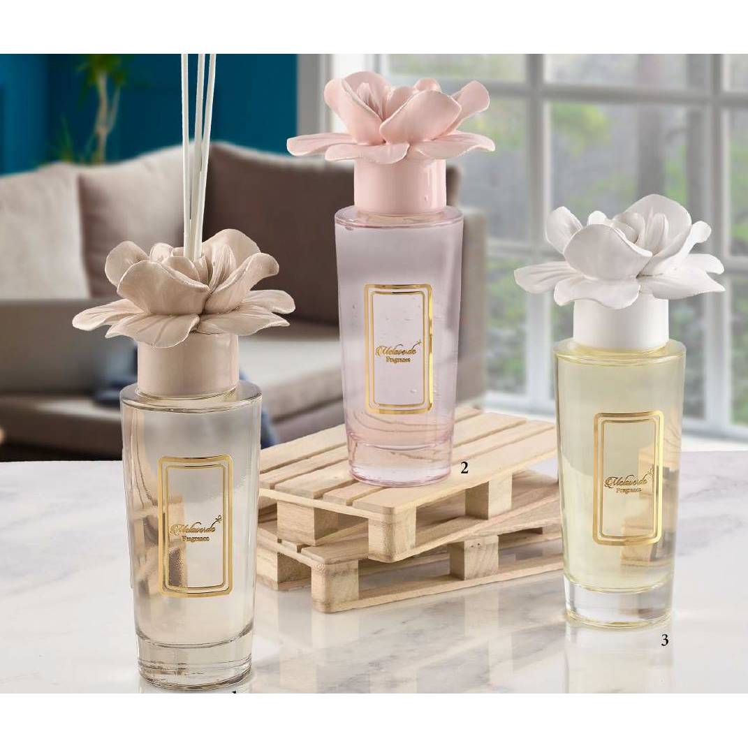 Profumatore alto 250 ml. con tappo fiore, colore rosa, in porcellana Capodimonte. Melaverde