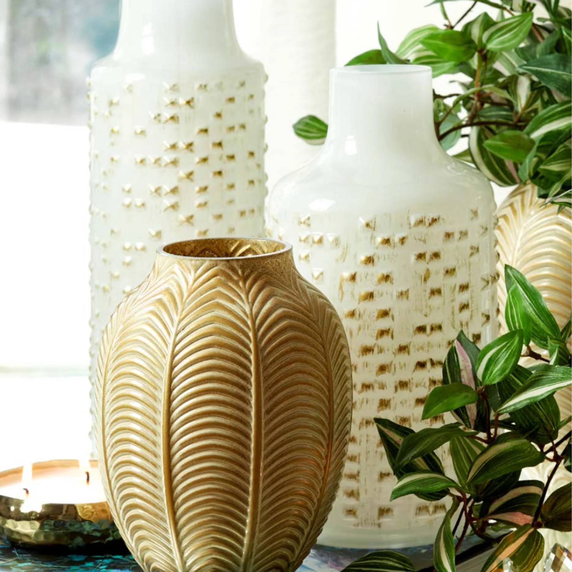 Vaso Linea MAHIN, colore oro, misura piccola 15x20 cm. Fade